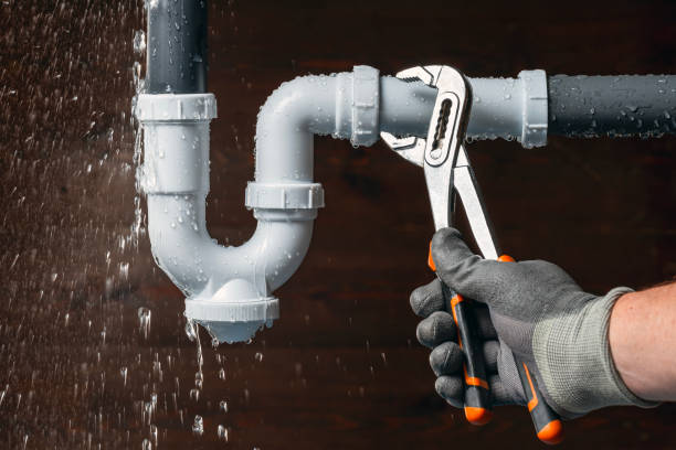 Professional Leak Detection technician working in Edward, NC